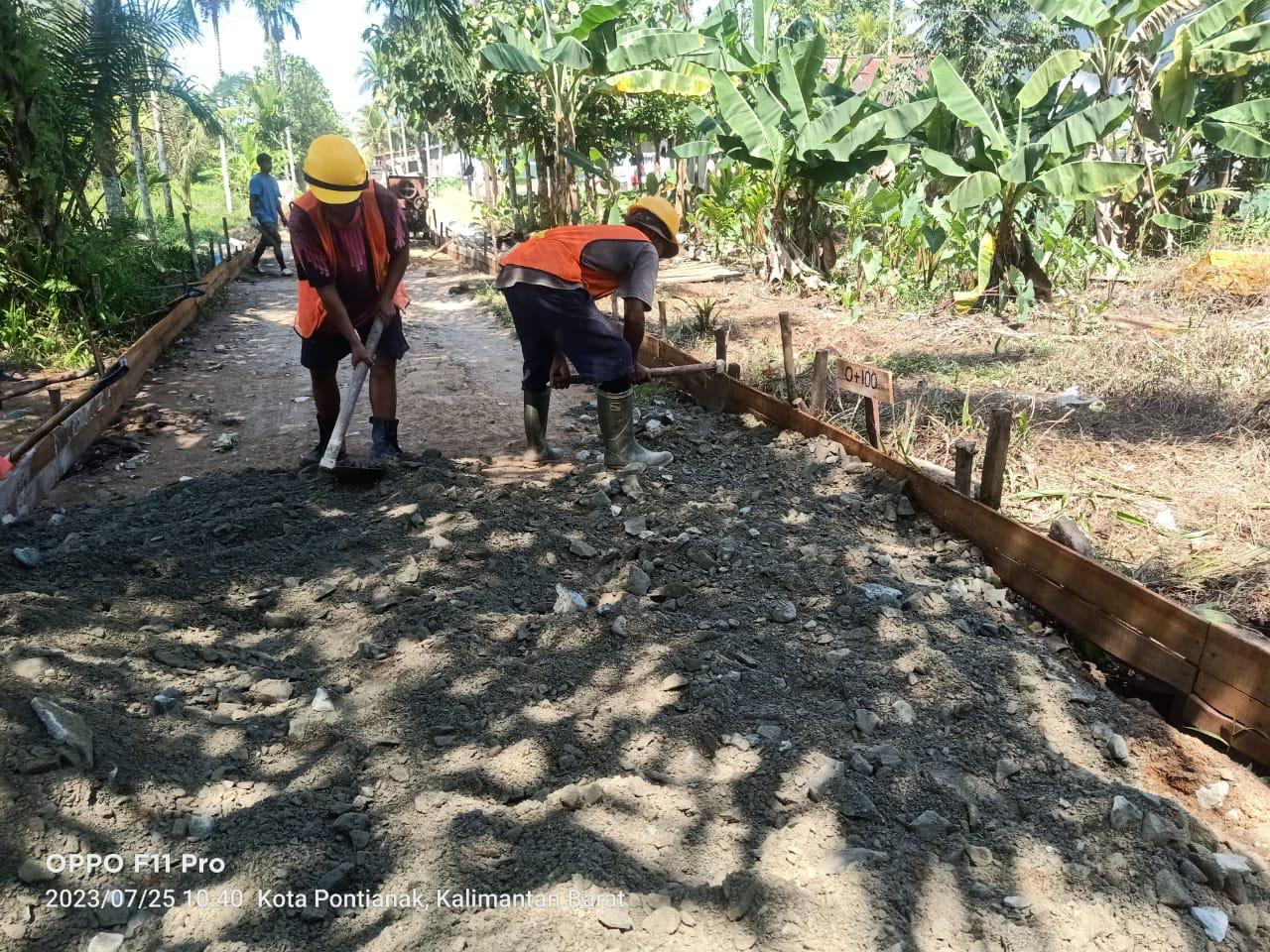 Proyek Pembangunan Jalan Beton Dinas Perumahan dan Kawasan Permukiman TA 2023
